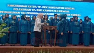 Pelantikan pengurus TP PKK Kabupaten Kendal. Foto: dokumentasi