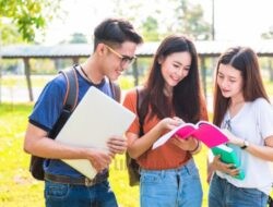 Pemerintah Dorong Kampus Sediakan Beasiswa bagi Mahasiswa Kurang Mampu