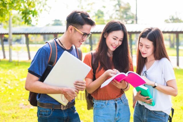 Pemerintah Dorong Kampus Sediakan Beasiswa bagi Mahasiswa Tak Mampu