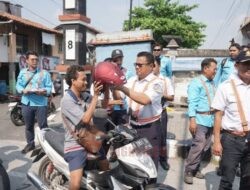 May Day, KAI Bersama SPKA Gelar Aksi Nyata Keselamatan di Perlintasan Sebidang