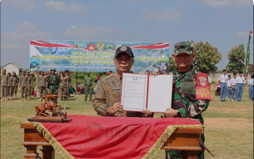 TMMD Tahap II di Rembang Sasar Pengaspalan Jalan di Desa Temperak Sarang