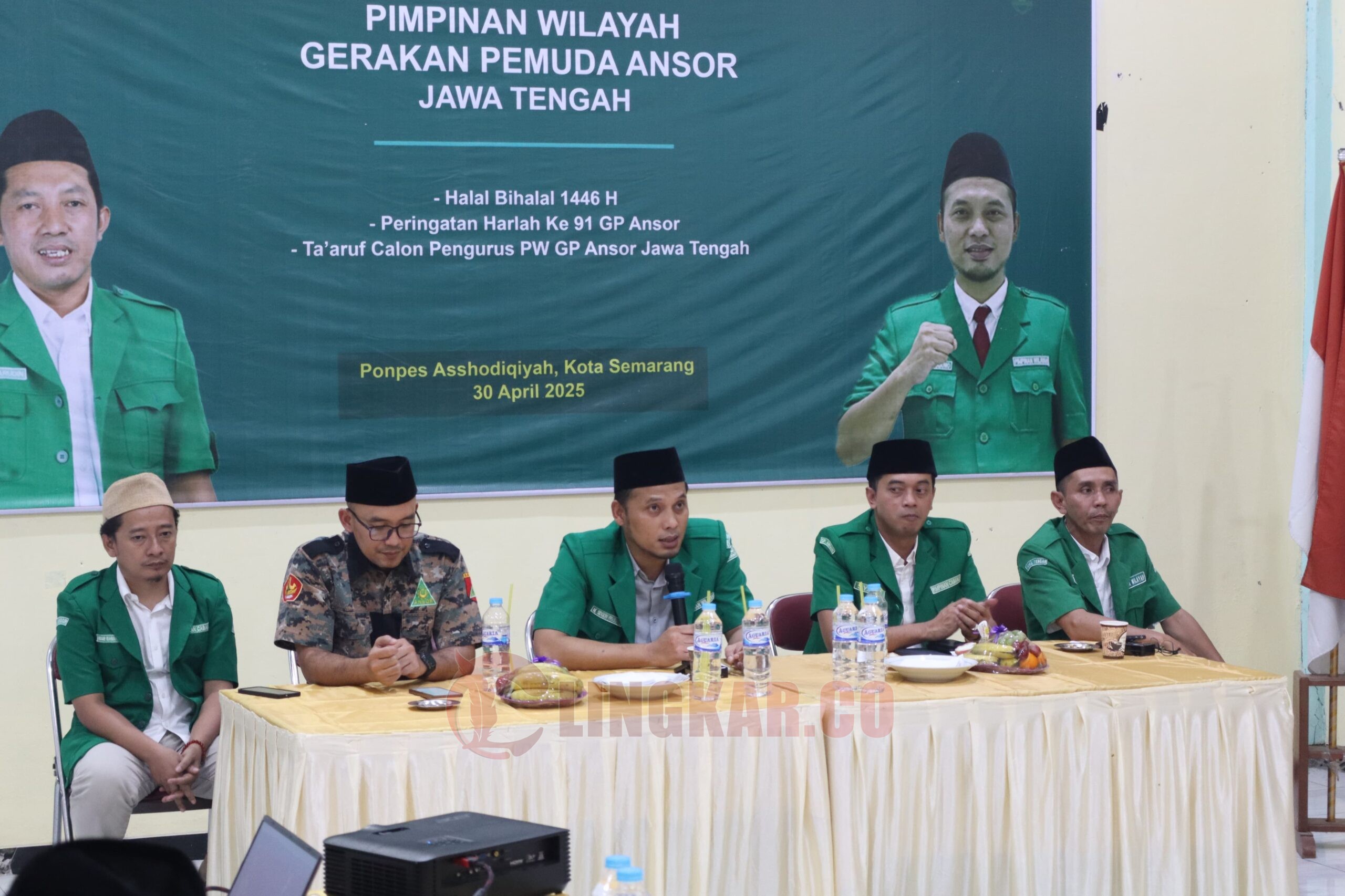 Ketua PW Ansor Jawa Tengah, Gus Shidqon saat Memberikan Sambutan dalam acara Ta'aruf Calon Pengurus Pimpinan Wilayah (PW) Gerakan Pemuda Ansor Jawa Tengah 2025-2029 sekaligus Peringatan Harlah GP Ansor di Ponpes Assodiqiyyah Kota Semarang, Rabu, (30/4/2025). Foto: dokumentasi PW Ansor Jateng