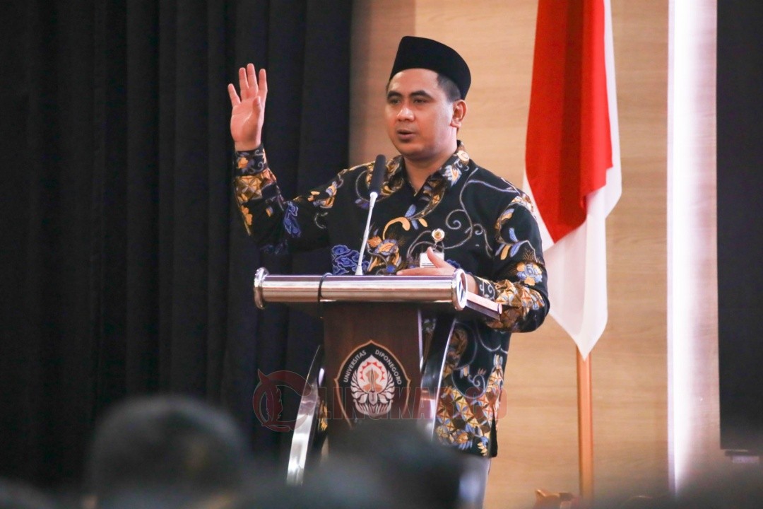 Wakil Gubernur Jawa Tengah Taj Yasin Maimoen saat di Aula Fisip International Magnificent Encouraging Noble Auditorium (Fimena Fisip Undip).