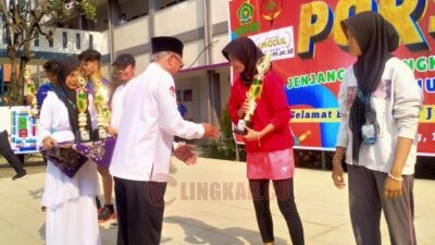 Sabet Juara Pertama Siswi MA Kejuruan NU Wakili Kota Semarang di Porseni Jateng