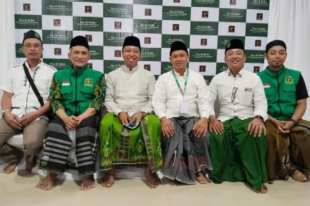 Ketua DPC PPP Kabupaten Kendal, Abdul Syukur (di sebelah kanan Gus Rommy) dalam sebuah kesempatan. Foto: Instagram