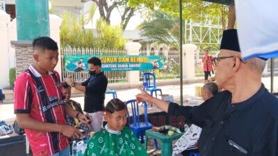 Tahun Baru Hijriyah, Barbershop Rembang Gelar Aksi Amal