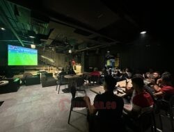 Nobar Timnas Indonesia vs China di Rooms Inc Semarang, Nikmati Suasana GBK
