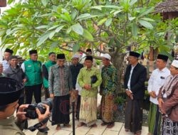 Sambut Muktamar X, DPC PPP Kendal Silaturahim ke Sesepuh dan Ziarahi Makam Pendiri Partai Rombongan DPC PPP