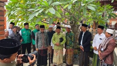 Sambut Muktamar X, DPC PPP Kendal Silaturahim ke Sesepuh dan Ziarahi Makam Pendiri Partai Rombongan DPC PPP