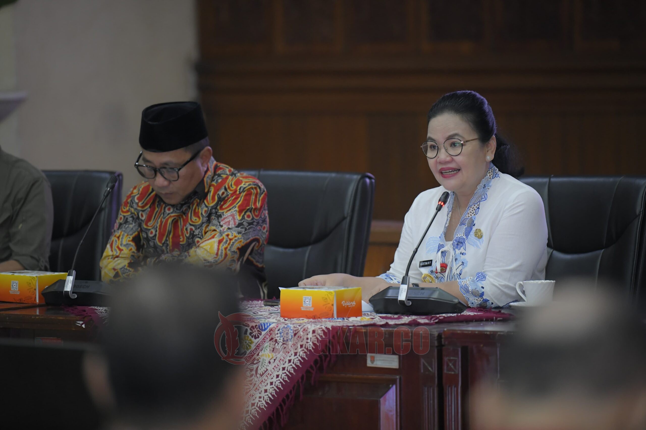 Wali Kota Semarang, Agustina Wilujeng Pramestuti saat menghadiri Rakor bersama KPK RI di balaikota Semarang. (dok Pemkot Semarang)