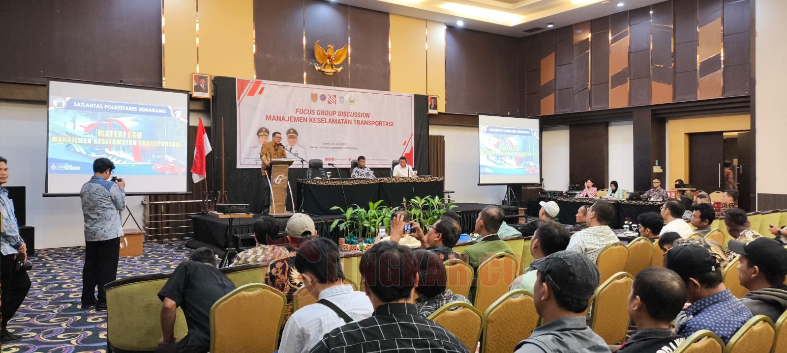 Kegiatan FGD Manajemen Keselamatan Transportasi yang diselenggarakan oleh Dishub Semarang. (dok Alan Henry)