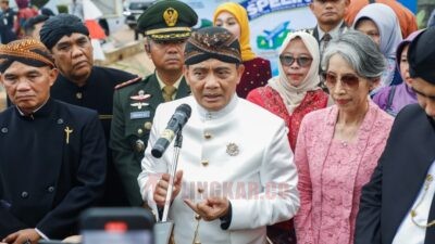 Gubernur Jawa Tengah Ahmad Luthfi seusai upacara Hari Jadi Ke-80 Provinsi Jawa Tengah di lapangan Kawasan Ekonomi Khusus (KEK) Industropolis Batang, Selasa, 19 Agustus 2025.
