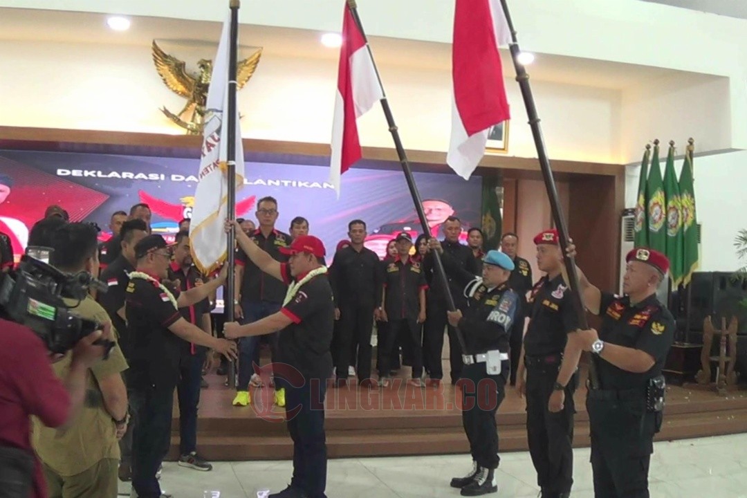 Pelantikan GRIB Jaya Kendal di Pendopo Tumenggung Bahurekso Kabupaten Kendal. Foto: Yoedhi/Lingkar.co