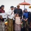 Dapat Permintaan Khusus, Ahmad Luthfi dan AHY Potong Rambut Gimbal Anak Bajang di Dieng
