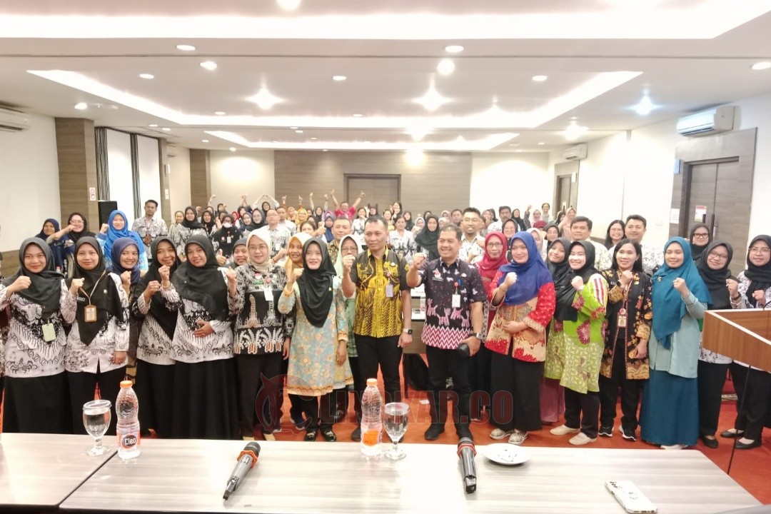Kepala Dinas Pendidikan Kota Semarang, Bambang Pramusinto saat menutup whorkshop pengembangan kompetensi dasar pendidikan inklusi bagi guru SD di Hotel Candi Indah (HCI) Semarang, Kamis (28/8/2025).