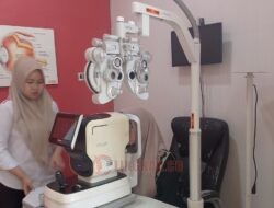 Lewat LAZISNU Kota Semarang, Optik Kustin Beri Bantuan Ratusan Kacamata Gratis