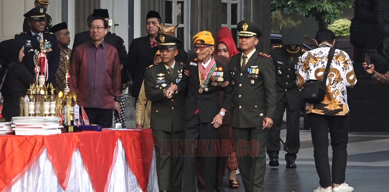 Pemkot Semarang Hadirkan Pengawal Bung Karno, Kapten CPM Purnawirawan Sanjoto. (dok Pemkot Semarang)
