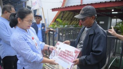 Realisasikan Janji Kampanye, Agustina-Iswar Serahkan Bantuan Operasional Bisyaroh kepada 6.572 Penerima