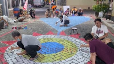 Warga Kecamatan Ngaliyan Kota Semarang sambut HUT ke-80 RI dengan meriah. (dok Pemkot Semarang)