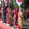 Sambut HUT ke-80 RI, Pemkab Kendal Bagikan Seribu Bendera ke Warga