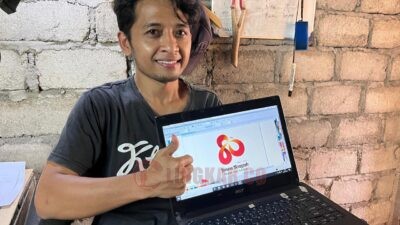 Yusup Kristiyanto warga Dusun Tunggul, RT 03 RW 4, Desa Jarum, Kecamatan Bayat, Kabupaten Klaten, pembuat logo HUT ke-80 Provinsi Jateng. (dok Pemprov Jateng)