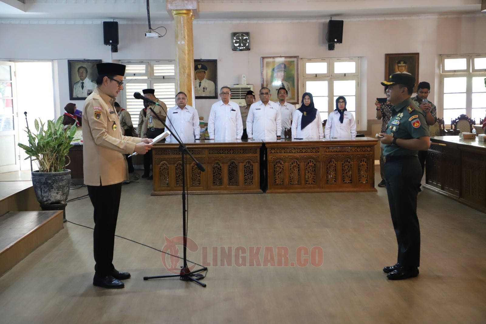Panitia Bulan Dana PMI tahun 2025 saat dikukuhkan oleh wakil bupati Purworejo. (dok Lukman Khakim)