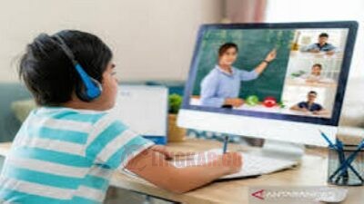 Ilustrasi anak sekolah dalam jaringan. Foto: SHUTTERSTOCK