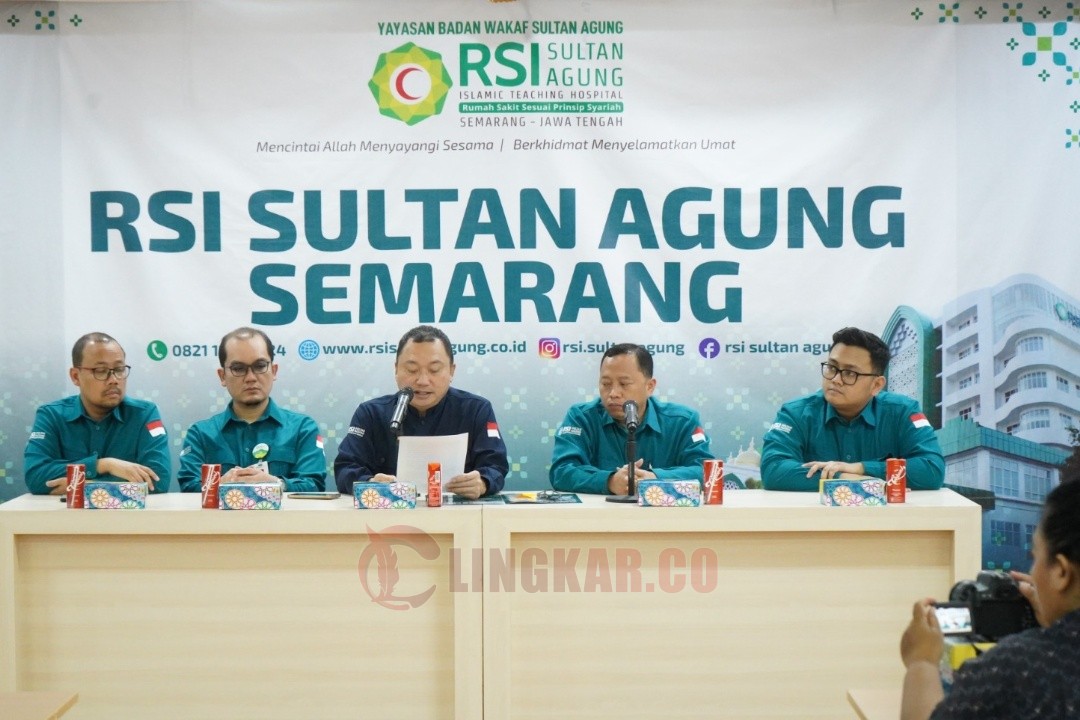 Jumpa pers terkait kasus dugaan kekerasan terhadap tenaga medis yang digelar di Aula RSI Sultan Agung, Senin (15/9/2025).