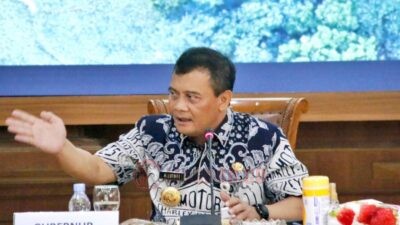 Gubernur Jateng Ahmad Luthfi saat rapat koordinasi bidang pertanian dan perkebunan, peternakan, dan ketahanan pangan yang digelar di Kompleks Tarubudaya, Ungaran, Kabupaten Semarang, Kamis (18/9/2025).