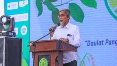 Sekda Jateng Sumarno saat menghadiri pembukaan acara Jambore Nasional I Jamaah Tani Muhammadiyah (Jamnas I Jatam) di Universitas Muhammadiyah Gombong (Unimugo), Sabtu (20/9/2025).
