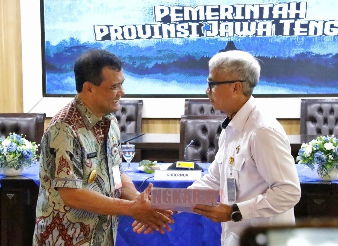 Gubernur Jawa Tengah Ahmad Luthfi saat menerima BPK RI Perwakilan Provinsi Jawa Tengah, Ahmad Luthfi H Rahmatullah di kantornya. Foto: dokumentasi