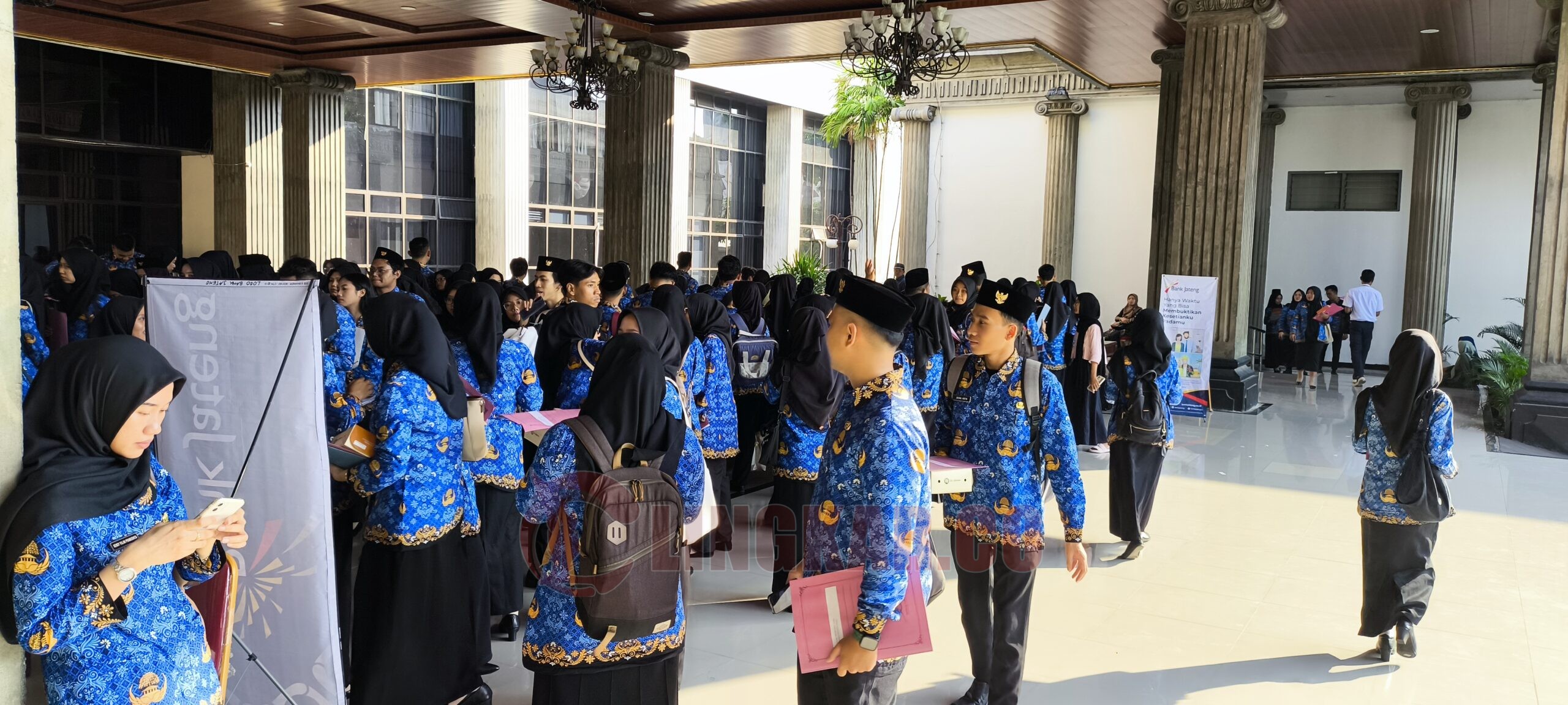 ASN Pemerintah Kota Semarang. (dok Alan Henry)