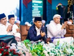 Gubernur Jateng Luncurkan Program Beasiswa Santri dan Pengasuh Pesantren