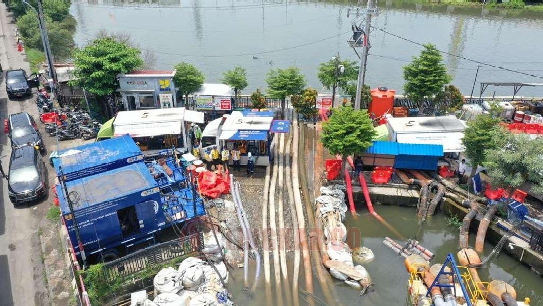 Pemprov Jateng tambah pompa jadi 8 untuk mengatasi banjir di kawasan Kaligawe Semarang. Foto: dokumentasi/istimewa