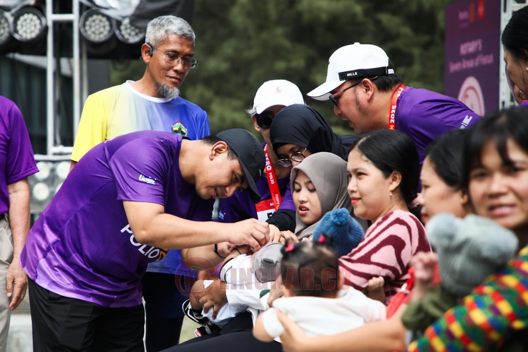 Wakil Gubernur Jawa Tengah Taj Yasin Maimoen saat menghadiri acara World Polio Day 2025 yang digelar oleh Rotary Club District 3420 dan District 3410 di Awanncosta, POJ City, Kota Semarang, Minggu (26/10/2025). Foto: dokumentasi