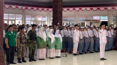 Upacara Hari Sumpah Pemuda di pendopo kabupaten Kendal. Foto: Yoedhi/Lingkar.co
