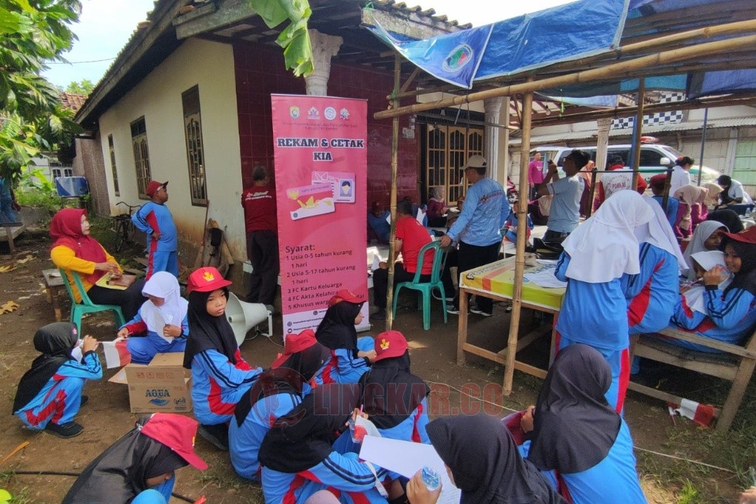 Kegiatan Disdukcapil Kendal Bersatu Siaga di Desa Margorejo Kecamatan Cepiring, Jumat (3/9/2025). Foto: dokumentasi/istimewa