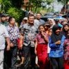 Pemerintah, Masyarakat dan Dunia Usaha Kolaborasi Perbaiki Jalan Desa Tembungraja Brebes