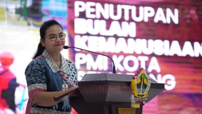 Wali Kota Semarang, Agustina Wilujeng Pramestuti saat menghadiri Penutupan dan Penyerahan Hasil Bulan Dana PMI di Wisma Perdamaian. (dok Pemkot Semarang)
