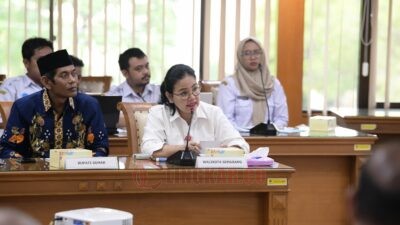 Wali Kota Semarang, Agustina Wilujeng Pramestuti saat mengikuti rakor bersama Gubernur Jawa Tengah. (dok Pemkot Semarang)