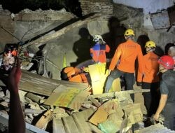 Lima Warga Tertimpa Reruntuhan Rumah di Semarang Tengah, Satu Meninggal Dunia