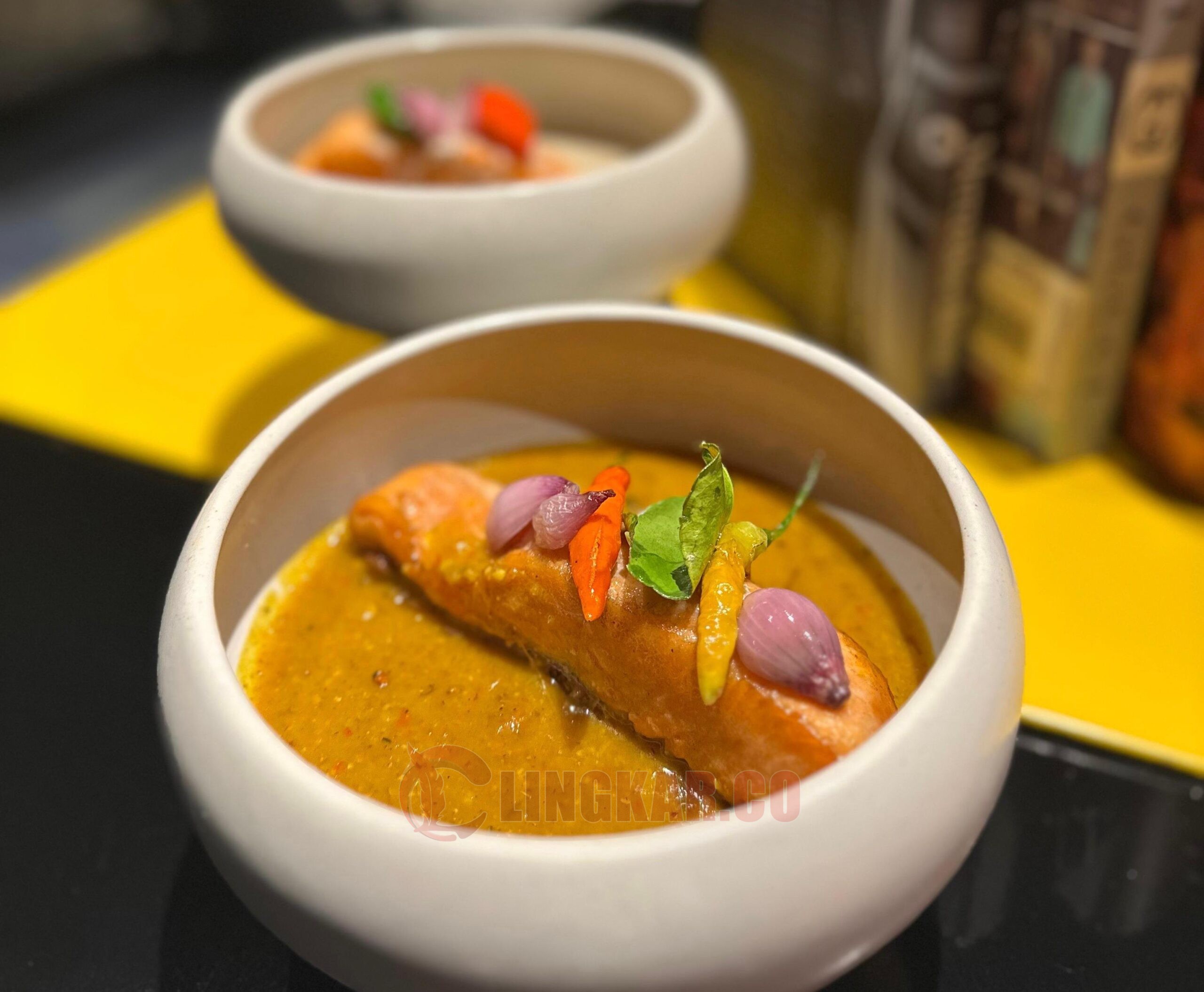 Salmon Mangut ala Rooms Inc Semarang. Foto: dok Pribadi