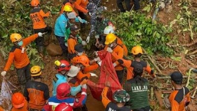 Longsor di Majenang, Banser Tanggap Bencana Terjunkan 200 Relawan
