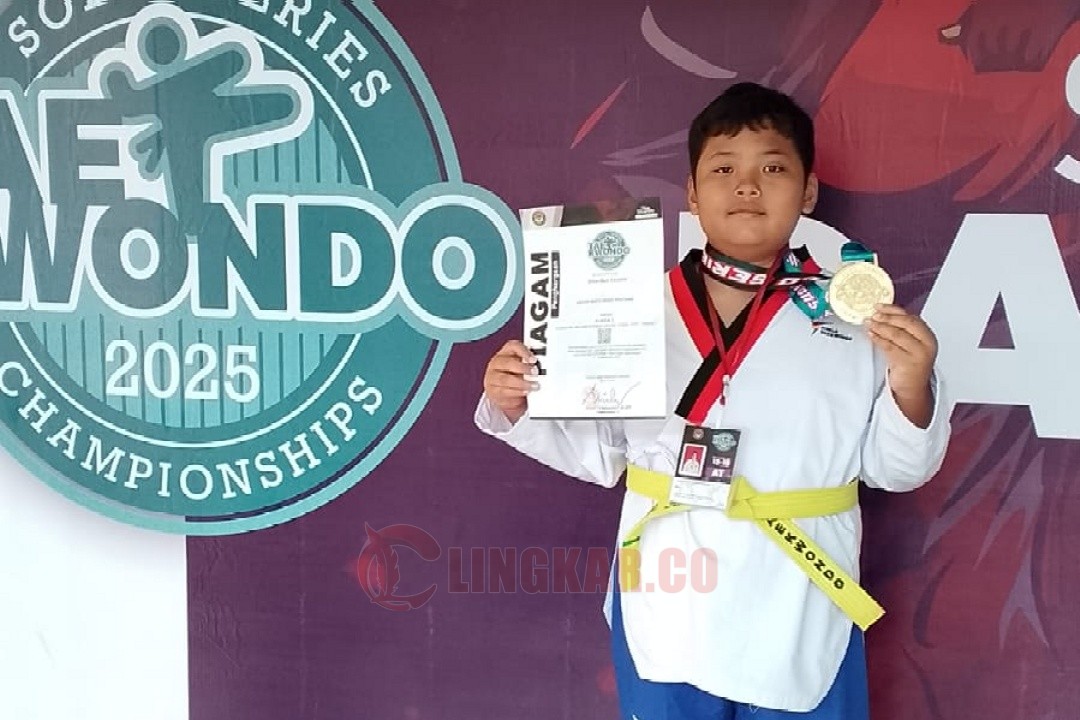 Peraih medali emas Kejurnas Taekwondo Solo Series 2025, Azzam Widya Indrapratama. Foto: dokumentasi