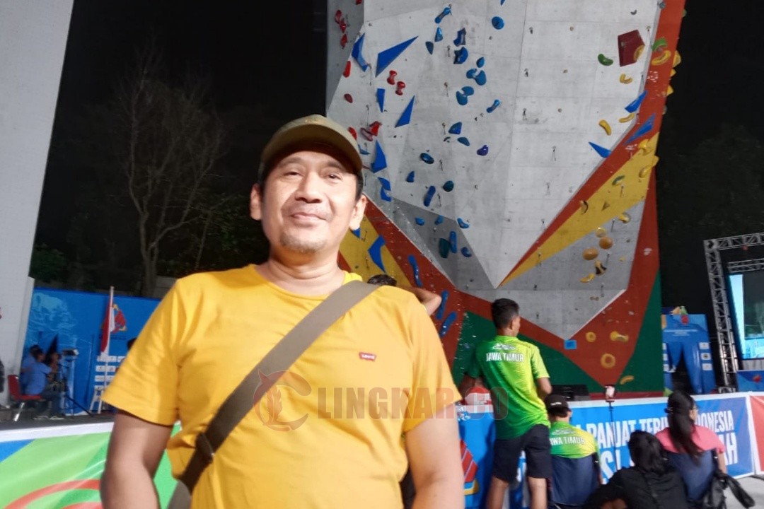 Sekretaris Umum FPTI, Wahyu Pristiawan Buntoro disela kegiatan Kejurnas Panjat Tebing di Wall Climbing Centre, kompleks GOR Jatidiri Semarang, Selasa (25/11/2025). Foto: istimewa