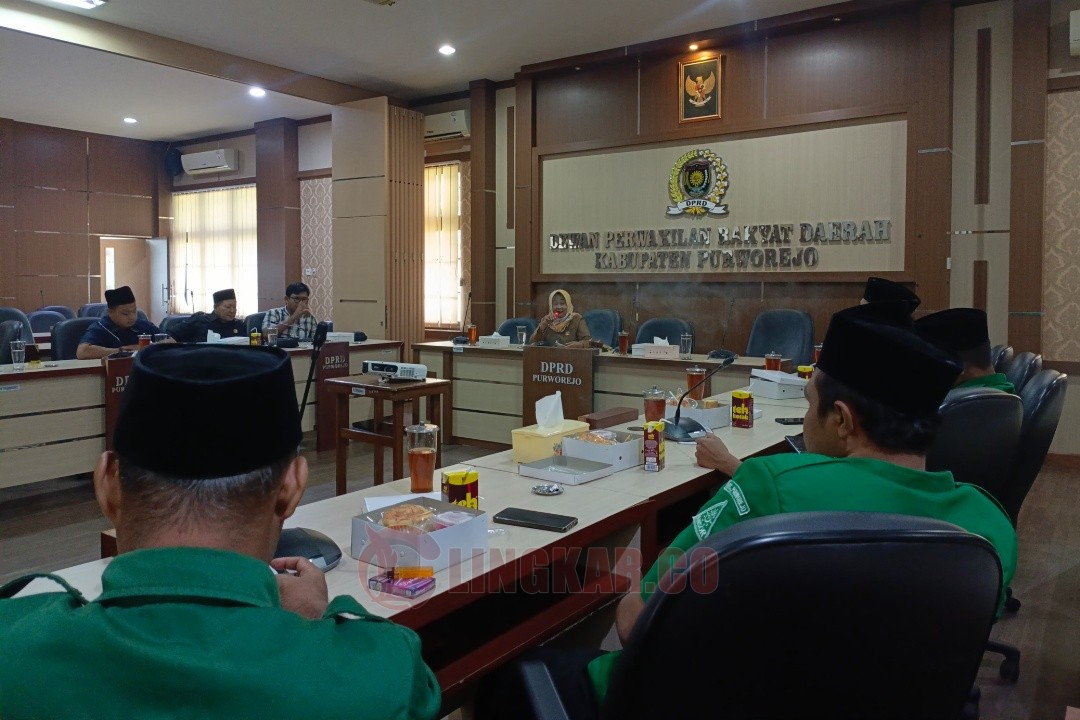 AUDIENSI. Komisi IV DPRD Kabupaten Purworejo saat menerima audiensi pengurus PC GP Ansor.