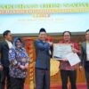 UNNES Berikan Penghargaan ke Muhtar Said