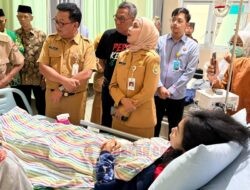 Dengar Kabar Dua Kakak Beradik 2 Pekan Bertahan Hidup Hanya dengan Air Putih Temani Jenazah Ibunya, Bupati Kendal Langsung Turun Tangan