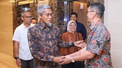 Sekda Jateng Sumarno saat menghadiri Gala Dinner dan Investment Networking dalam rangkaian Central Java Investment Business Forum (CJIBF) 2025, di Hotel Tentrem, Kota Semarang, Selasa (4/11/2025) malam. Foto: dokumentasi