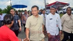 Gubernur Jawa Tengah Ahmad Luthfi saat mendampingi Menteri PKP Maruarar Sirait meninjau salah satu rumah yang dibantu program CSR PT Djarum di Desa Pasuruhan Kidul, Kecamatan Jati, Kabupaten Kudus, Kamis, (6/11/2025). Foto: dokumentasi